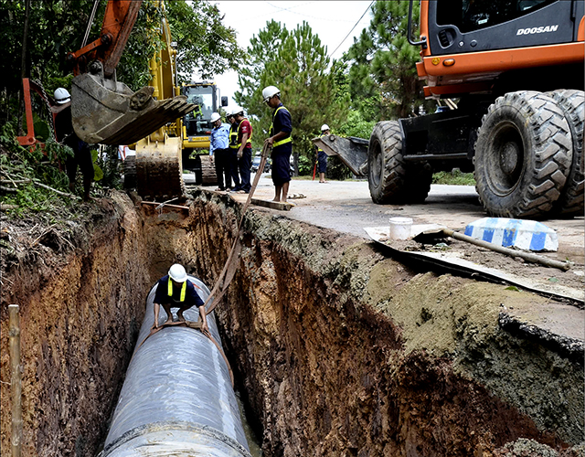 Đưa nước sạch về vùng khó