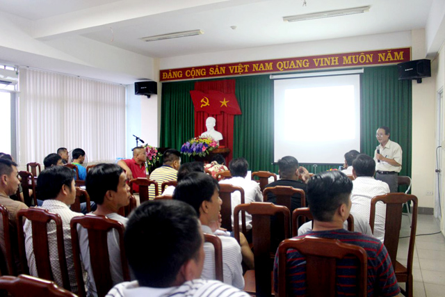 Tập huấn nghiệp vụ cho lái xe du lịch