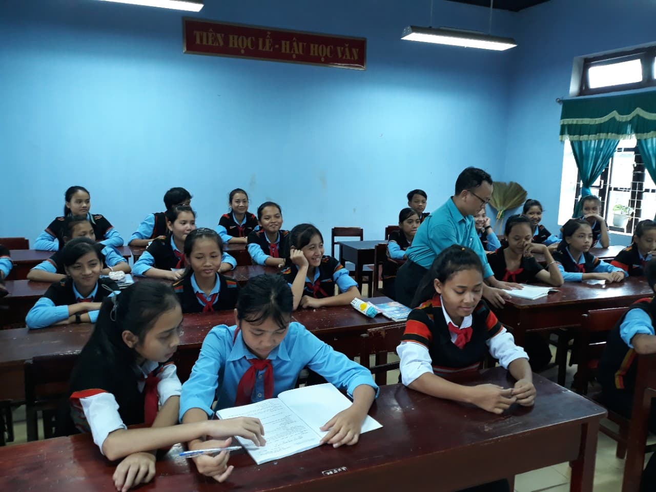 Chấn chỉnh tình trạng lạm thu đầu năm học