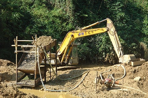 Khai thác khoáng sản Quy hoạch tích cực nhưng vướng thuế