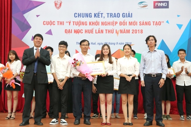 Nhóm “Creative Tourism” giành giải Nhất cuộc thi “Ý tưởng khởi nghiệp đổi mới sáng tạo”