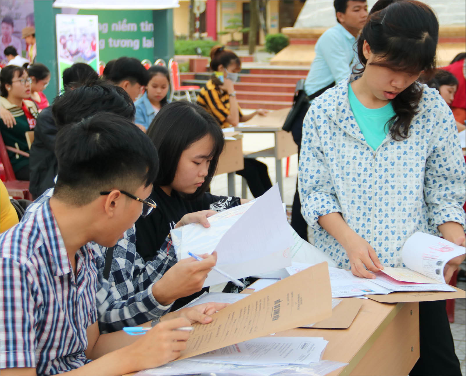 Tuyển sinh khó, các trường “đổi” nguyện vọng cho người học