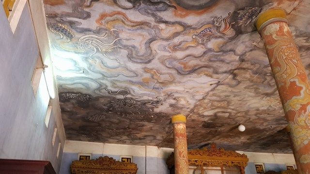 Devising a plan to preserve the Cuu long an van mural in Dieu De Pagoda