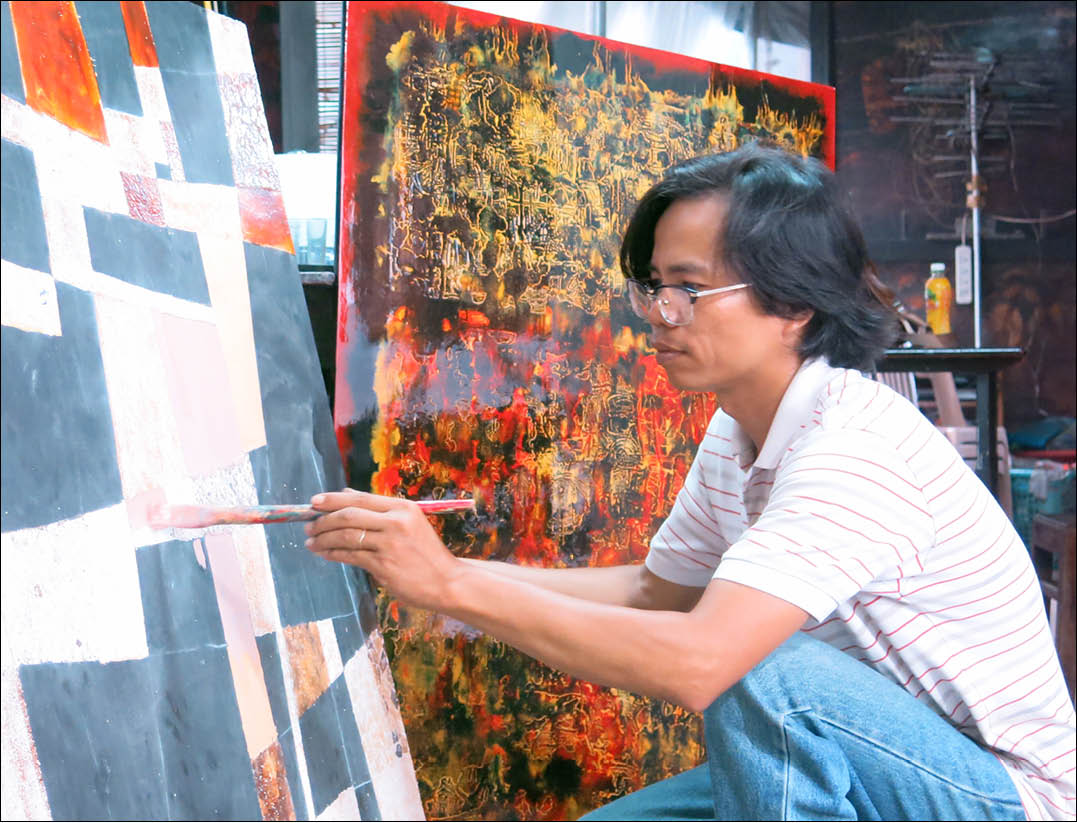 Life in Nguyen Dang Son’s colors
