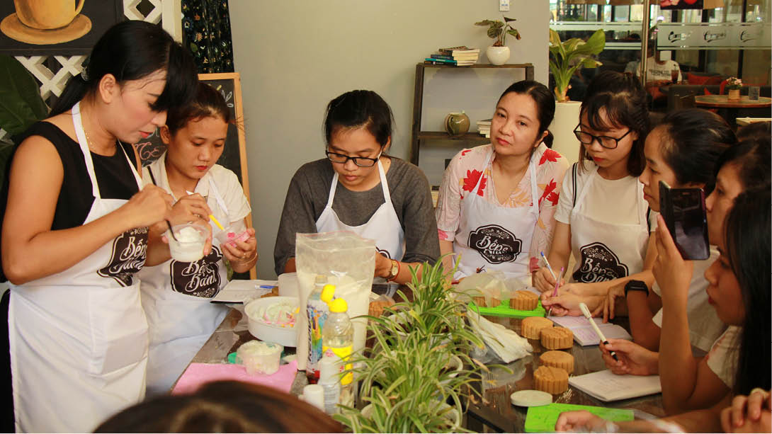 Bánh trung thu “made in Huế”