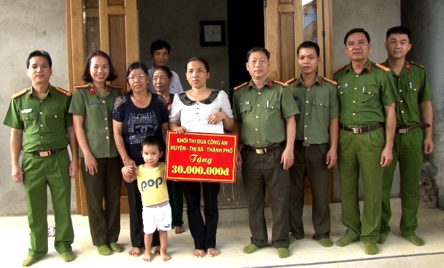 Hỗ trợ hơn 80 triệu đồng xây dựng “Nhà nghĩa tình đồng đội”