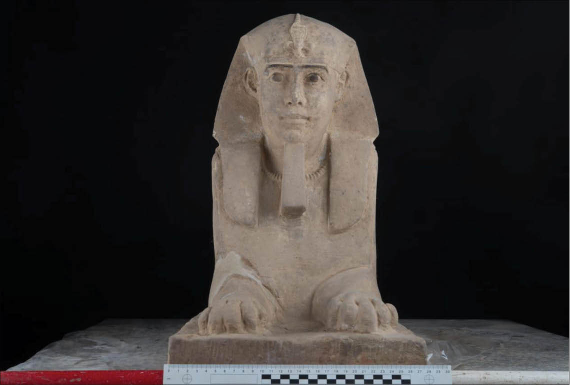 Phát hiện tượng nhân sư hơn 2 000 năm tại Ai Cập