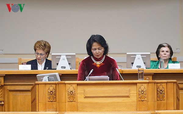 Phó Chủ tịch nước dự Diễn đàn phụ nữ Á-Âu lần thứ 2 tại Liên bang Nga