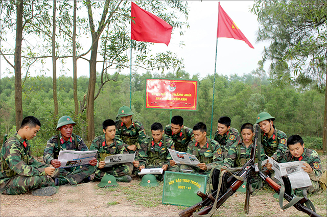 Phát triển đảng trong con em đồng bào dân tộc