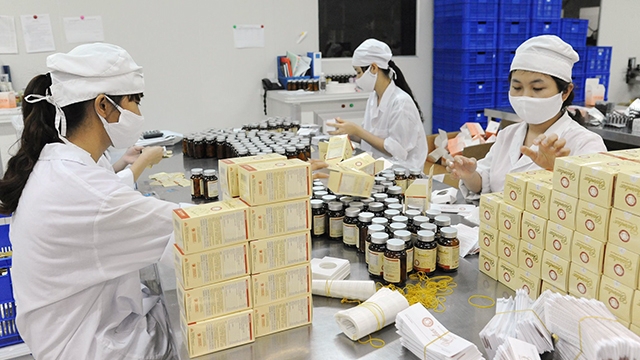 Các cơ sở sản xuất sản phẩm bảo vệ sức khỏe phải đạt tiêu chuẩn thực hành sản xuất tốt
