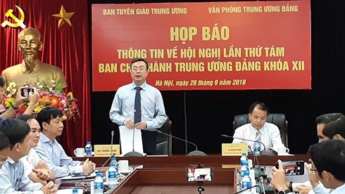 Hội nghị TW8 sẽ xem xét công tác nhân sự và các vấn đề quan trọng