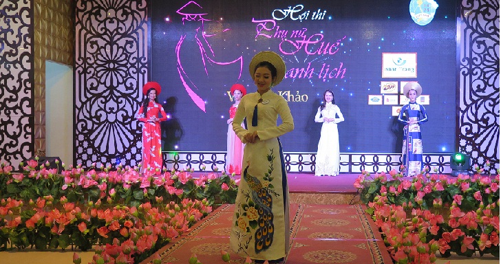 70 thí sinh tham gia vòng sơ khảo hội thi “Phụ nữ Huế thanh lịch”