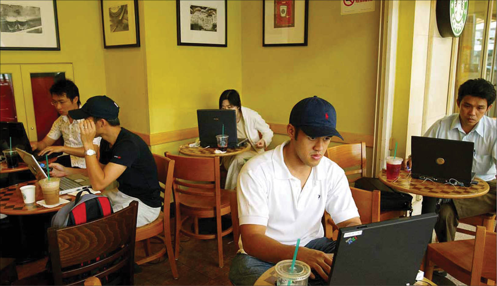 Thu hẹp khoảng cách số - chìa khóa để phát triển ASEAN