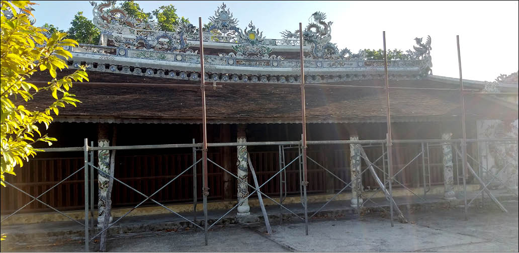 Chống xuống cấp đình Lại Thế