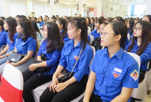 Xây dựng văn hóa giao thông trong thanh niên