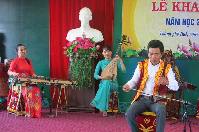 Trường trung cấp Văn hóa nghệ thuật khai giảng năm học mới