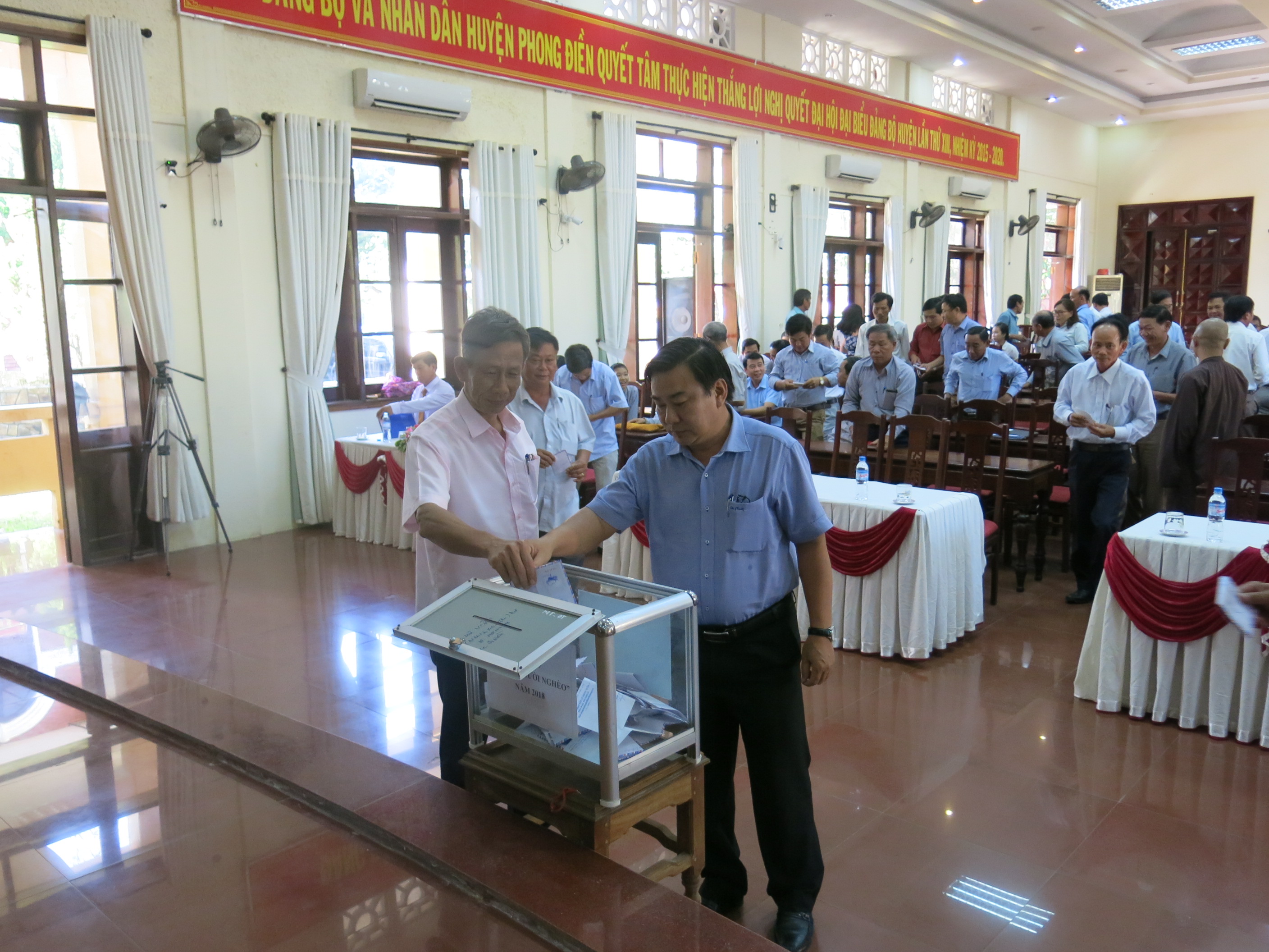 Phong Điền huy động 217 triệu đồng tại lễ phát động Tháng cao điểm “Ngày vì người nghèo”