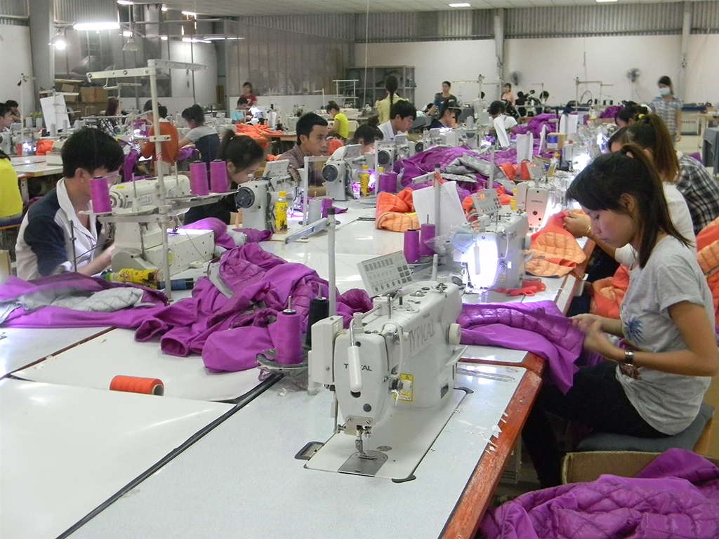 Nợ đọng bảo hiểm xã hội và vấn đề bảo đảm quyền lợi cho người lao động