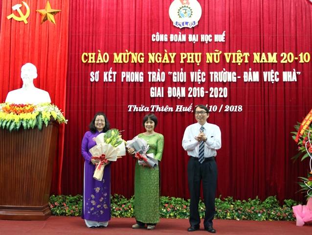 Tôn vinh, khen thưởng nhiều nữ cán bộ viên chức lao động Đại học Huế