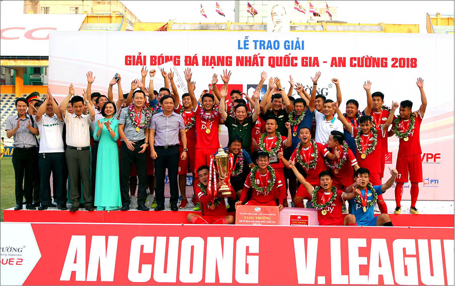 Lối xưa khó về