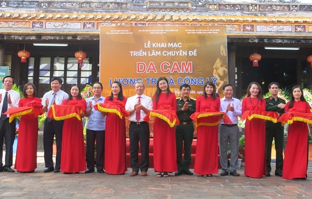 Trưng bày 200 hình ảnh, hiện vật về nỗi đau da cam