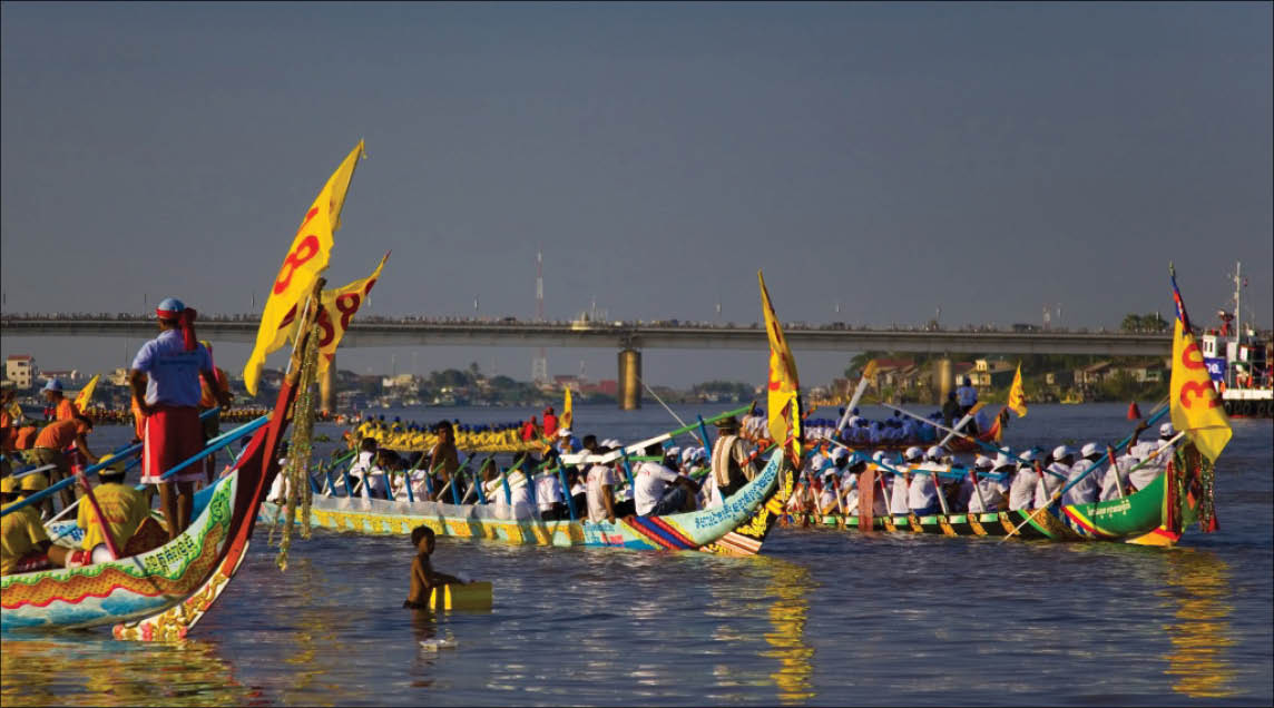 Đặc sắc lễ hội nước Bon Om Touk ở Campuchia