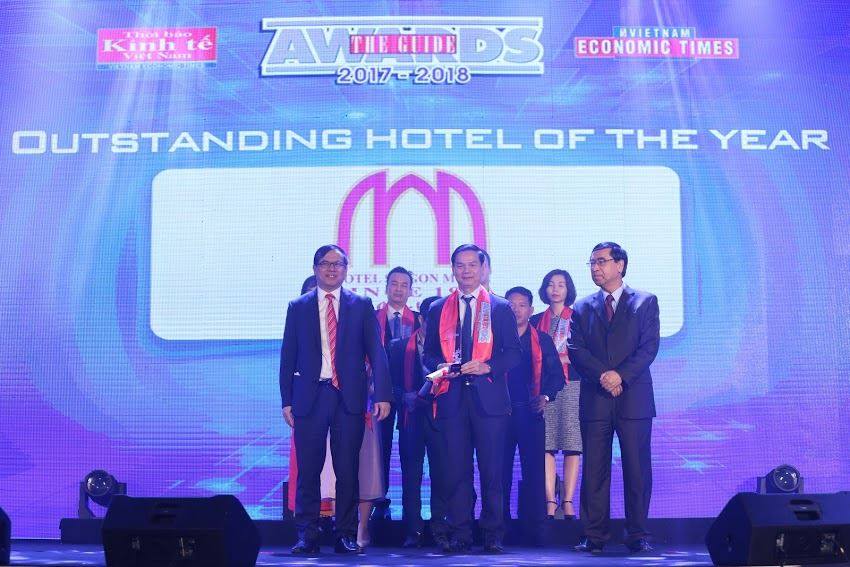 Hue has 3 enterprises winning The Guide Awards 2017-2018