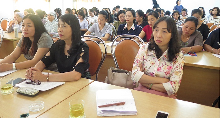 Quán triệt Chỉ thị 21 cho cán bộ phụ nữ