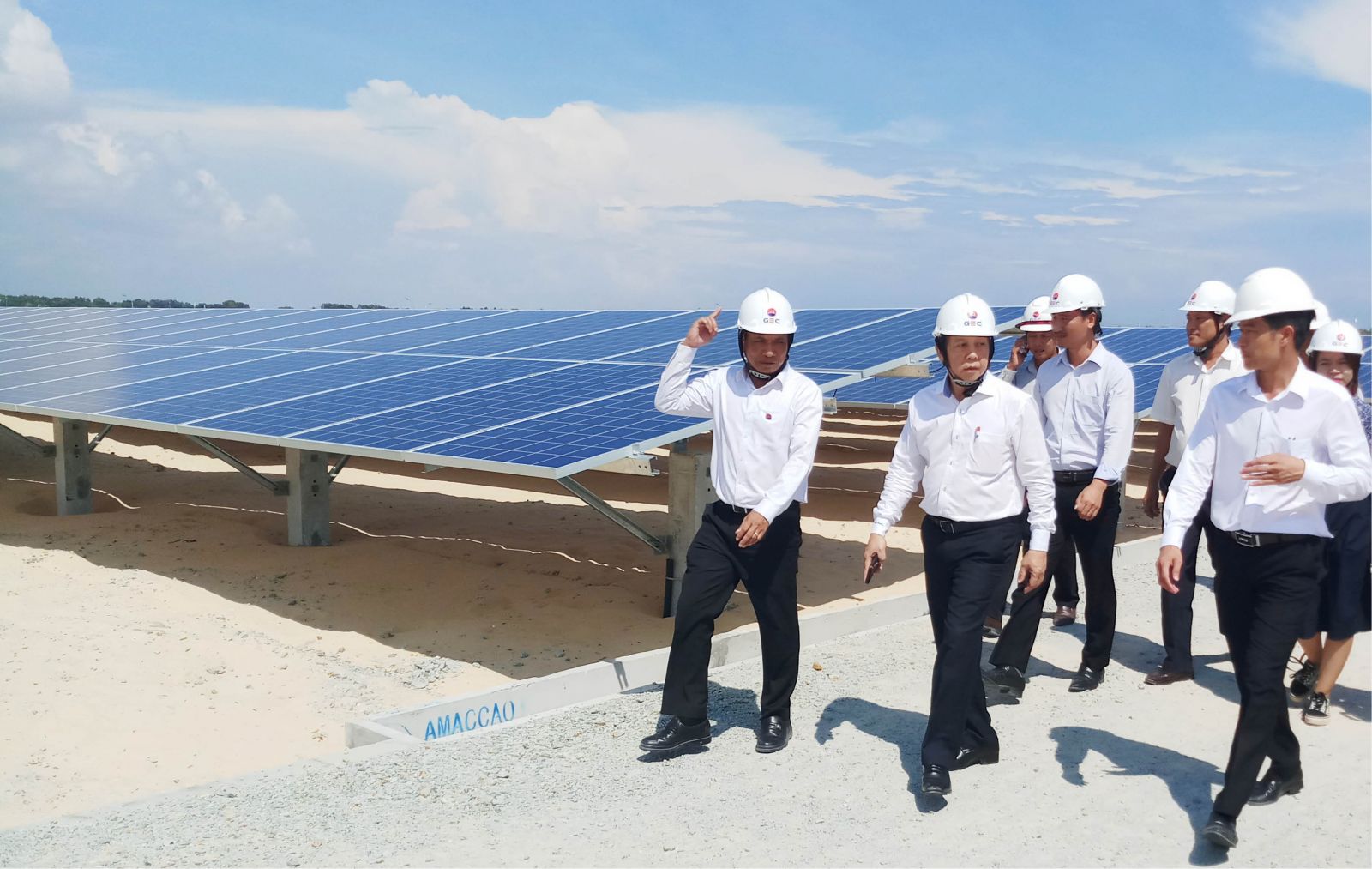 Ensure energy security  green development