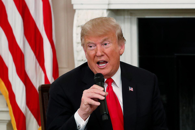 Ông Trump cảnh báo đưa 15 000 binh sĩ tới biên giới để ngăn người nhập cư