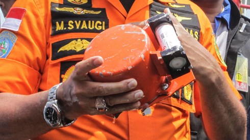 Tín hiệu hộp đen thứ 2 của máy bay Indonesia tắt lịm, lo ngại không bao giờ tìm thấy