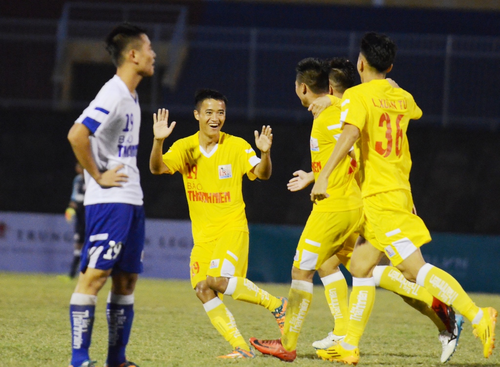 Chủ nhà thua đậm tại trận khai màn VCK U 21 Báo Thanh Niên