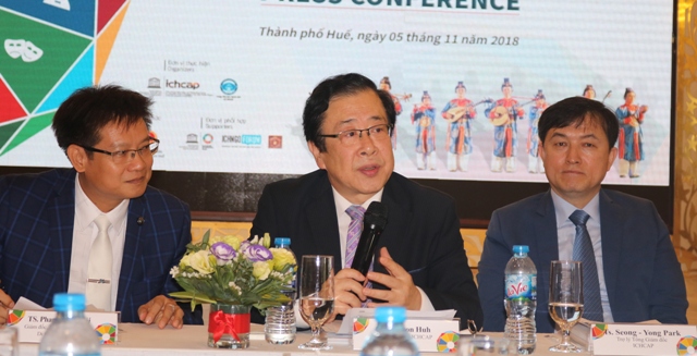 International experts discuss solutions for empowering the community to protect intangible cultural heritages