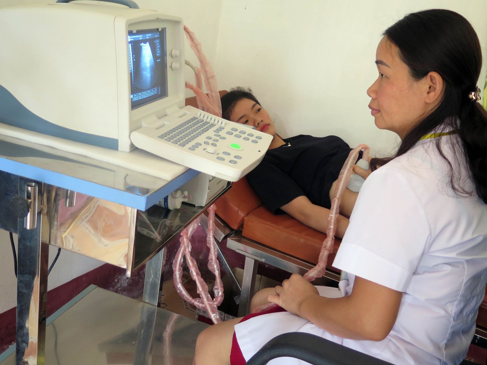 Đảm bảo quyền lợi khám chữa bệnh BHYT của người có thẻ