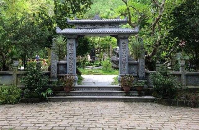 Một người đàn ông tử vong ở phường Hương Hồ