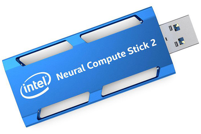 Intel ra mắt phụ kiện USB giúp đưa AI đến máy tính, giá 99 USD