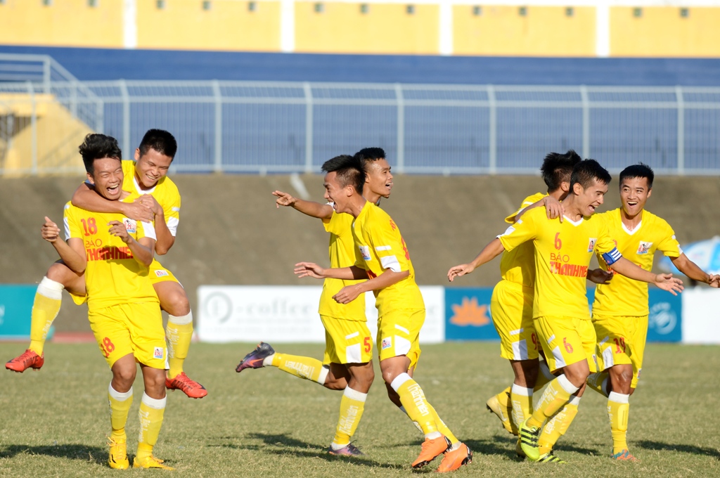 Hà Nội lần thứ 4 nâng cao cúp vô địch giải U21 quốc gia Báo Thanh Niên