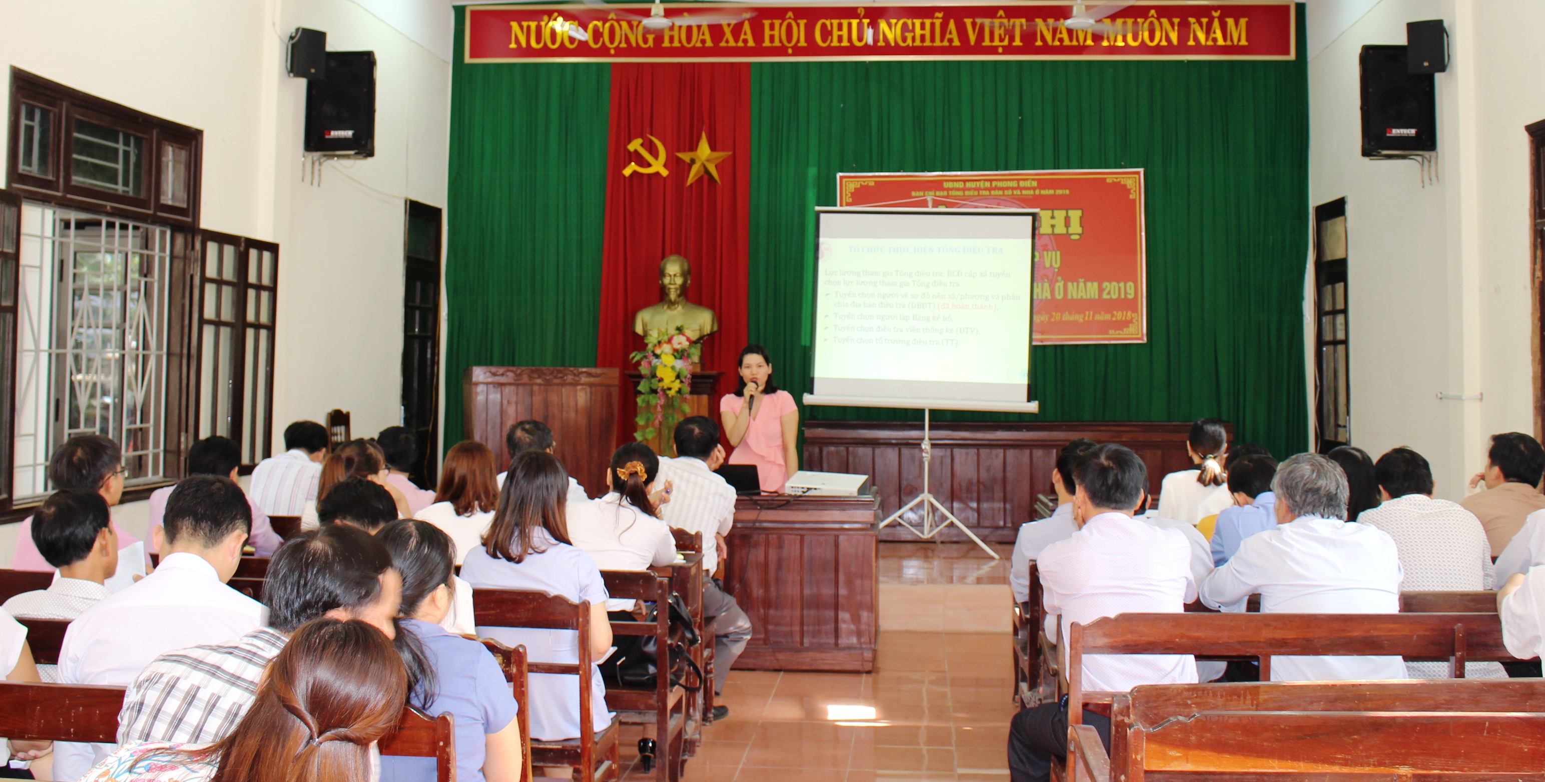 Phong Điền Tập huấn nghiệp vụ tổng điều tra dân số và nhà ở năm 2019