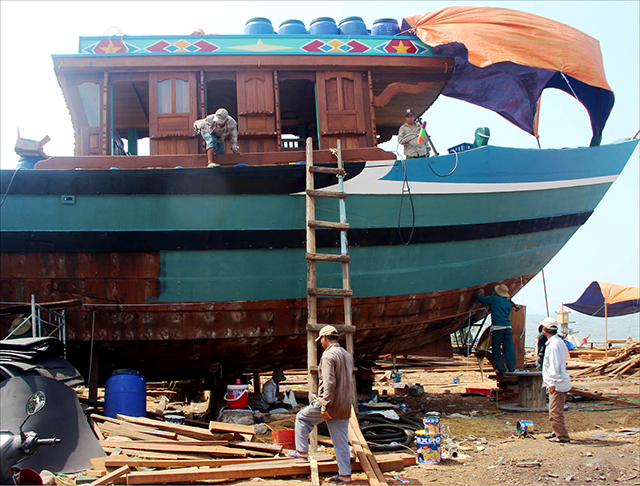 Đóng tàu theo Nghị định 17 Ngư dân vẫn còn e ngại