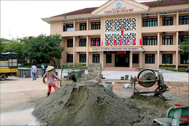 Cạnh tranh bằng cơ sở vật chất