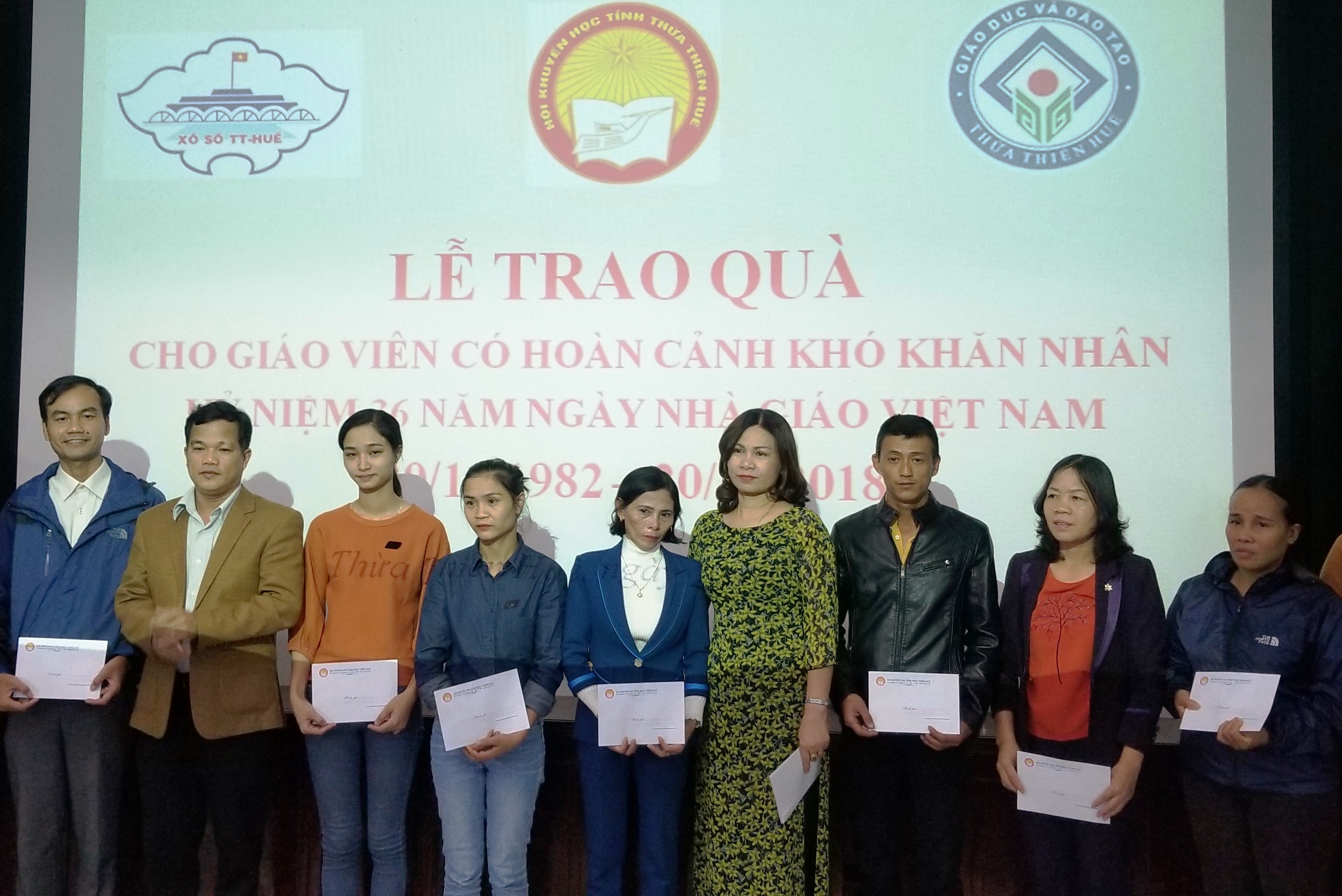 Hỗ trợ cho 25 giáo viên có hoàn cảnh khó khăn