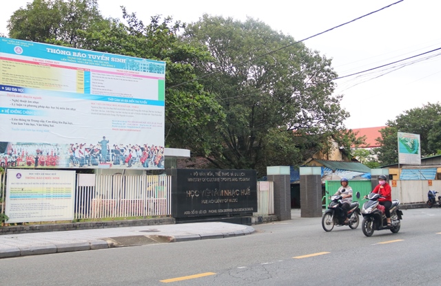 Quy hoạch cán bộ và tinh giản biên chế tại Học viện Âm nhạc Trách nhiệm thuộc về tập thể