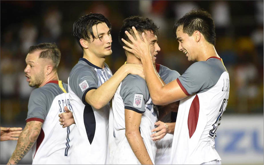 Vượt qua nỗi buồn “bán kết”