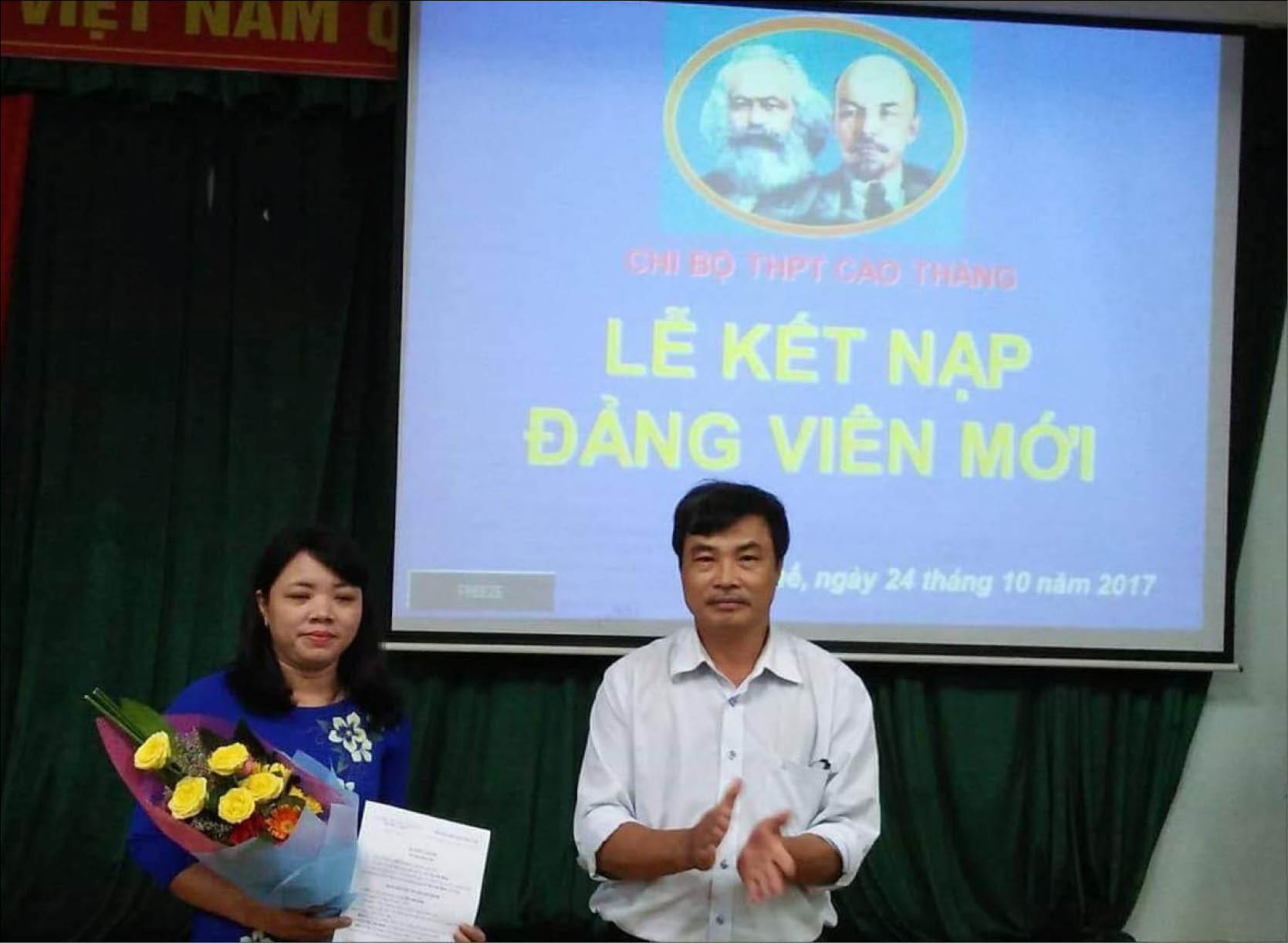 Phát triển Đảng trong khối trường học Đạt cả chất lẫn lượng