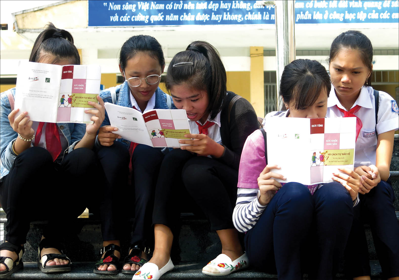 Phòng ngừa xâm hại cho trẻ vị thành niên