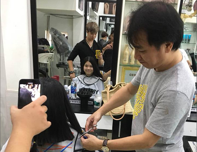 Gửi yêu thương bằng… tóc