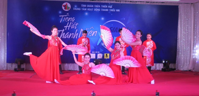 8 đơn vị tham gia hội thi “Tiếng hát thanh niên”