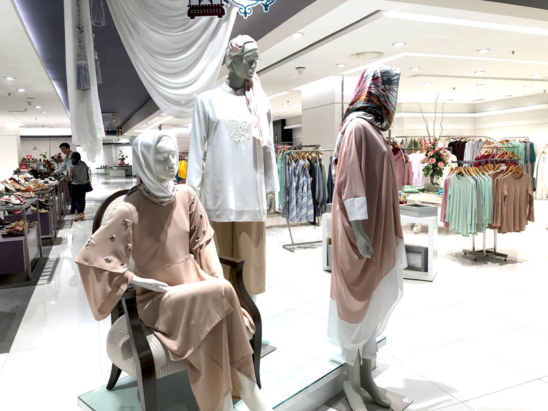 ASEAN Người tiêu dùng trung lưu chi tiêu nhiều hơn cho các sản phẩm thời trang