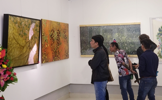 Triển lãm mỹ thuật mừng ngày truyền thống