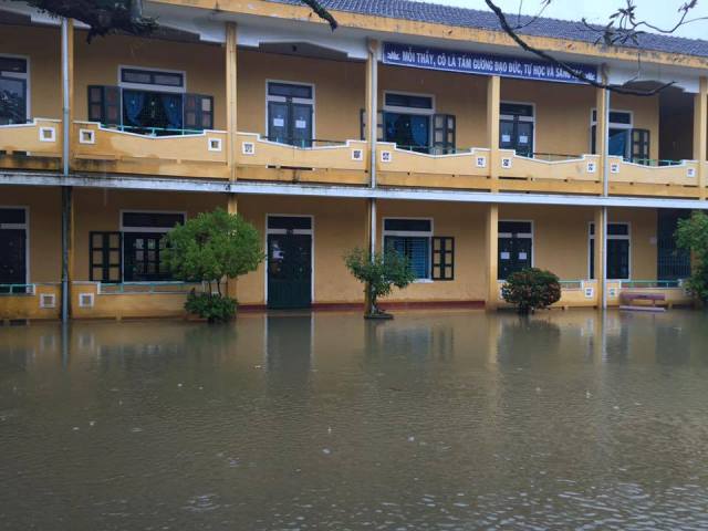 Cho học sinh vùng thấp trũng nghỉ học để đảm bảo an toàn